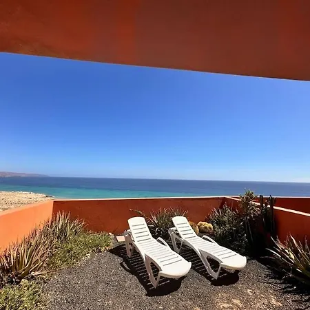 Silent Sunrise On The Ocean 아파트 *